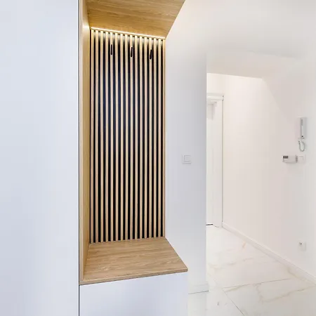 Apartment Wielopole 7 2 *